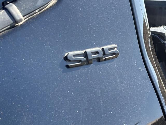 Toyota Tundra SR5 2023