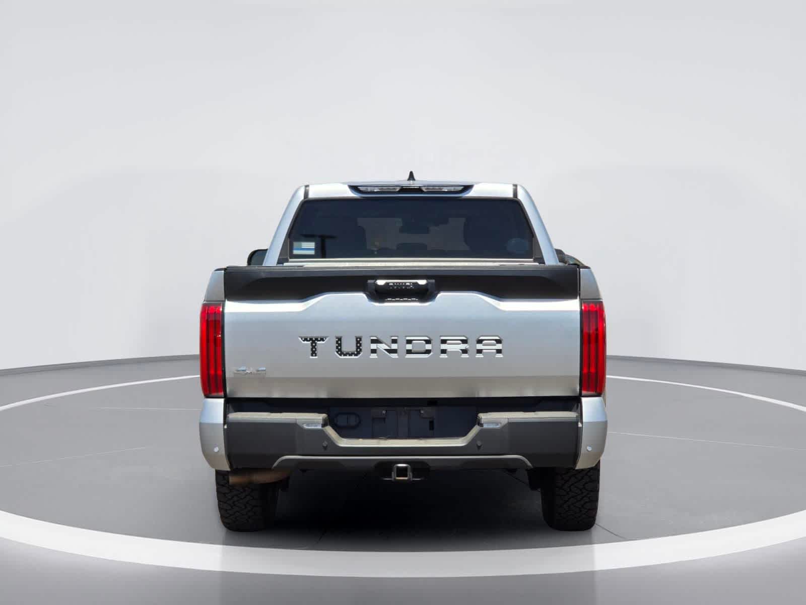 Toyota Tundra SR5 2022