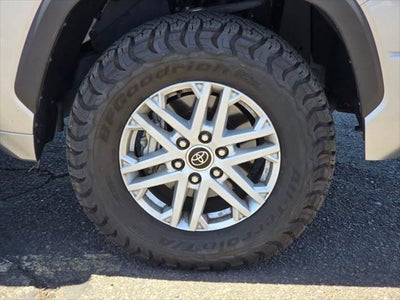 Toyota Tundra SR5 2022
