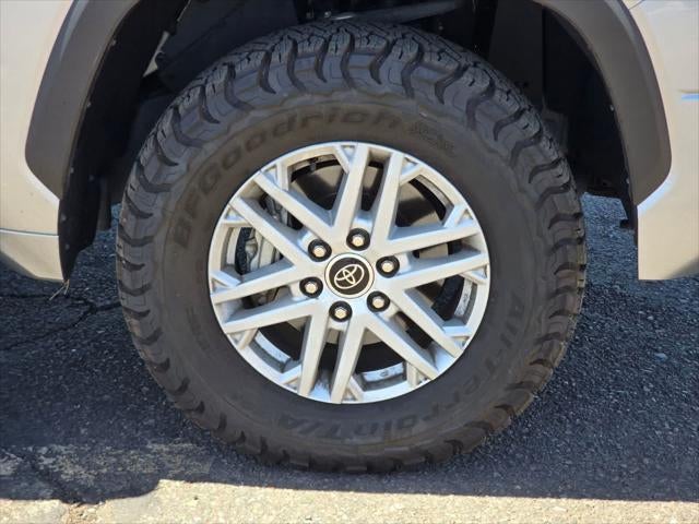 Toyota Tundra SR5 2022