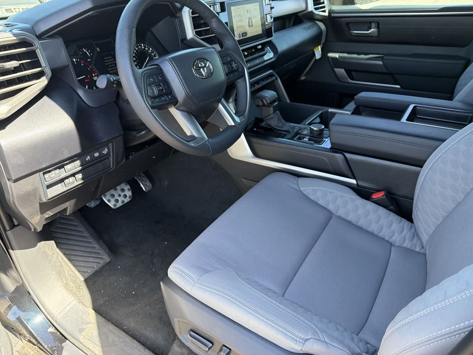 2025 Toyota Tundra SR5