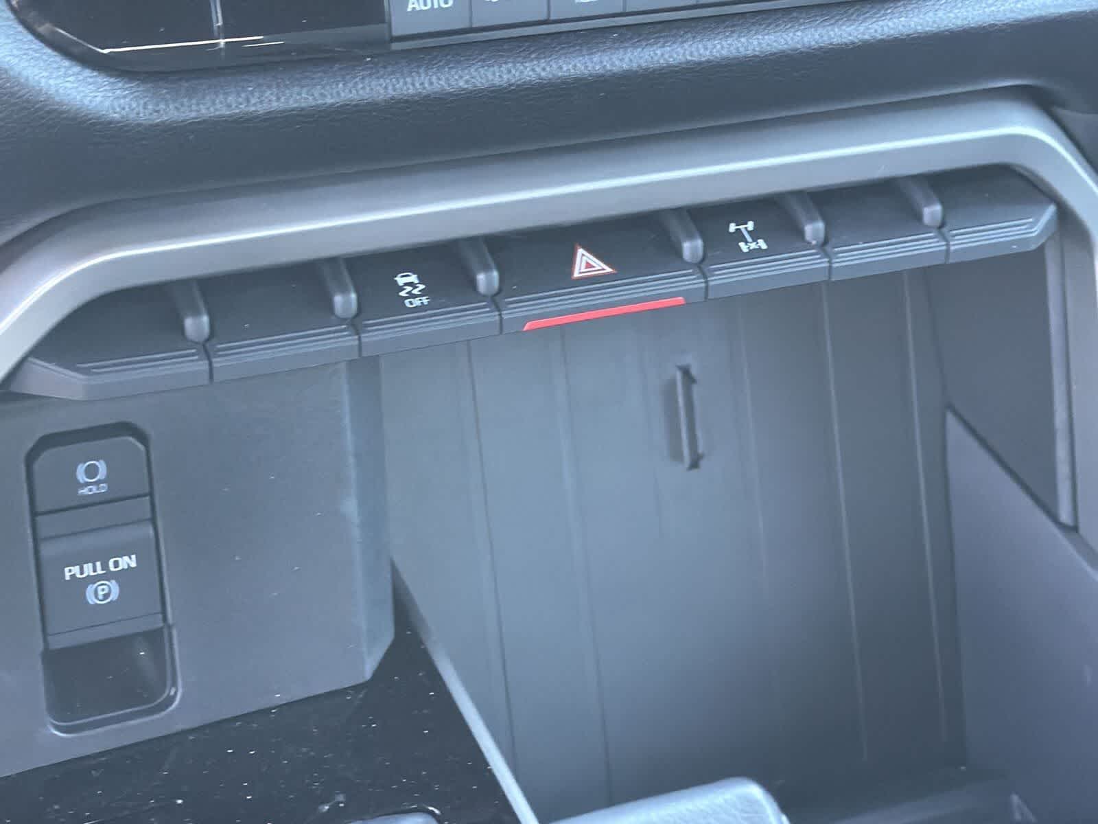 2025 Toyota Tundra SR5