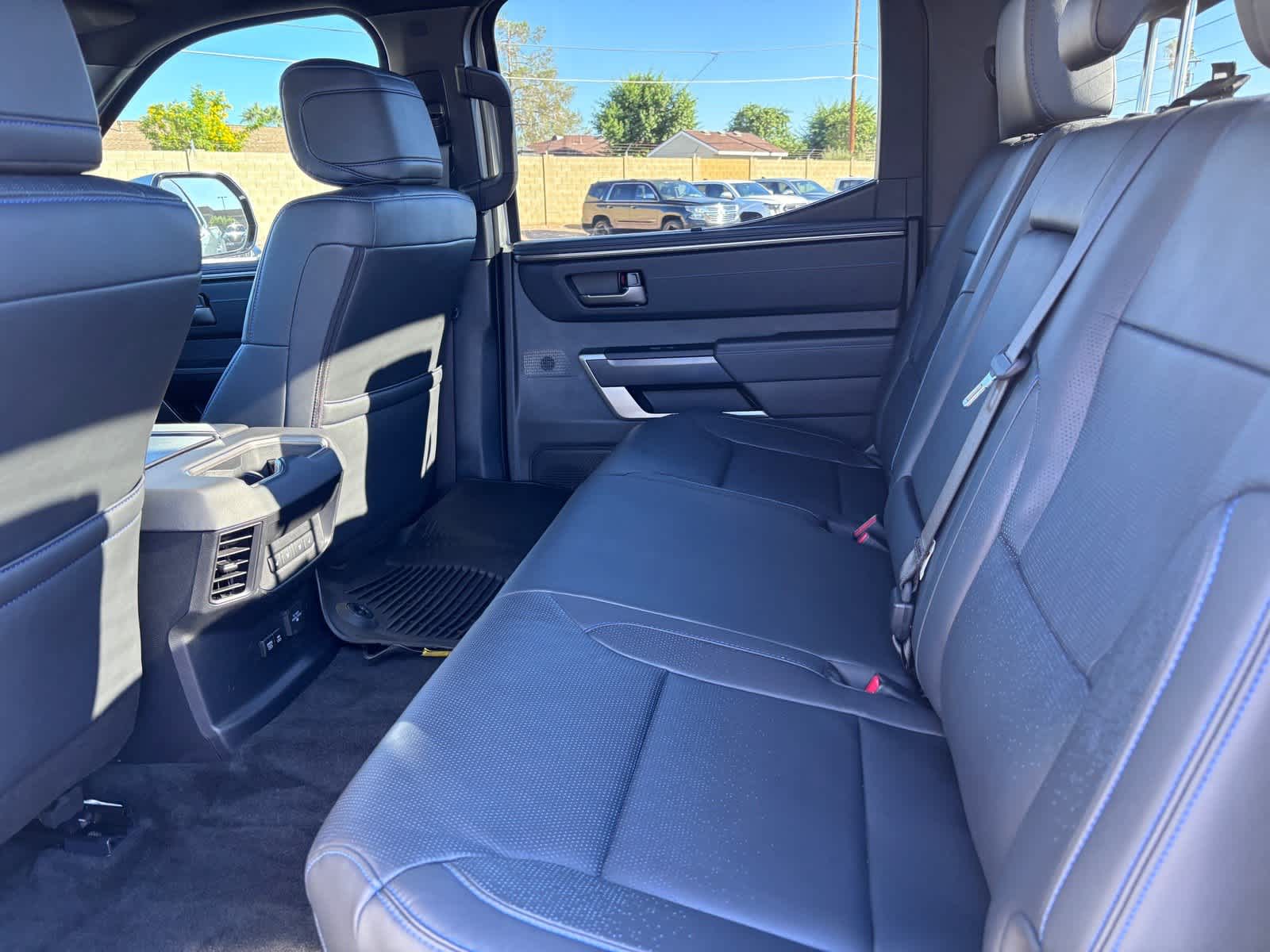 Toyota Tundra Platinum Hybrid 2026