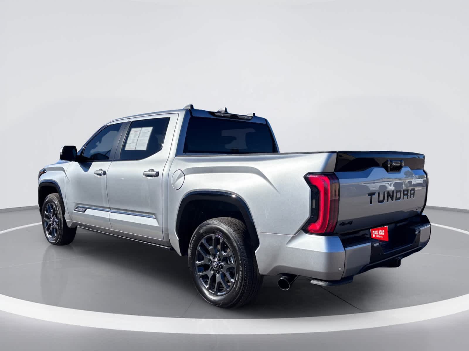 Toyota Tundra Platinum Hybrid 2026