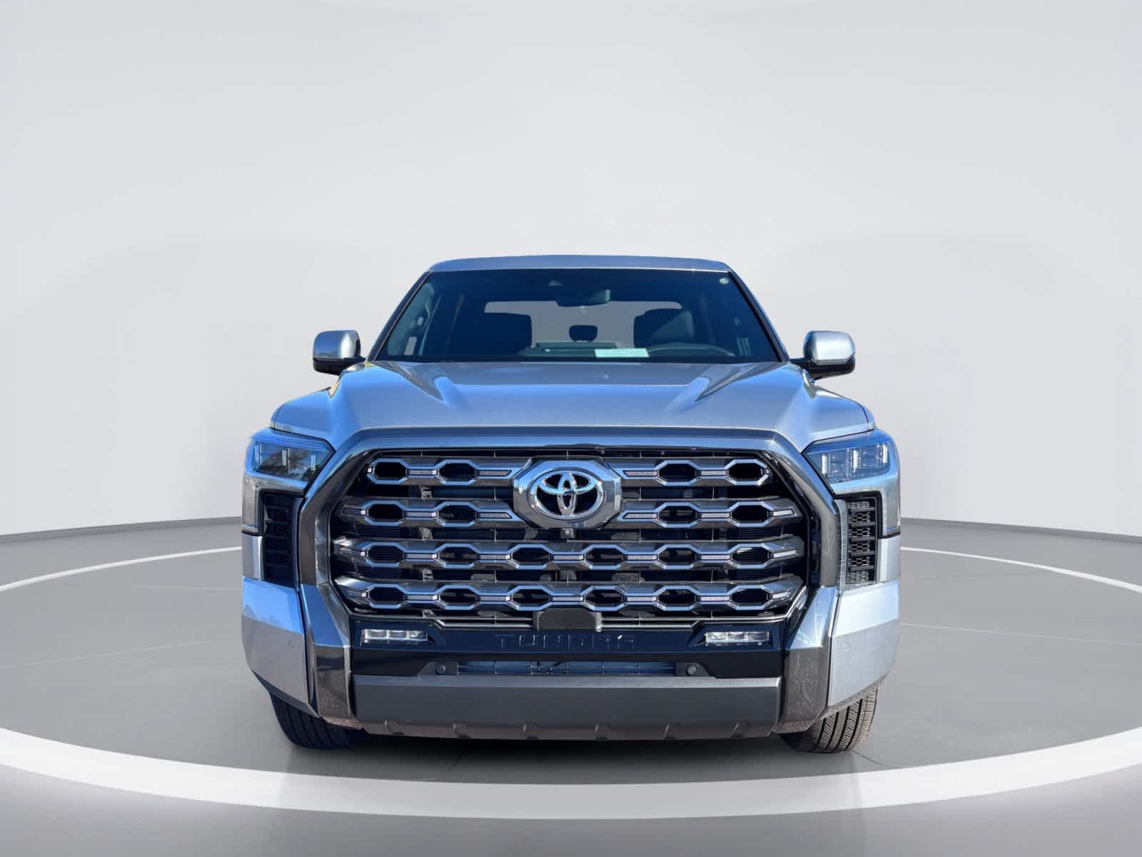 Toyota Tundra Platinum Hybrid 2026