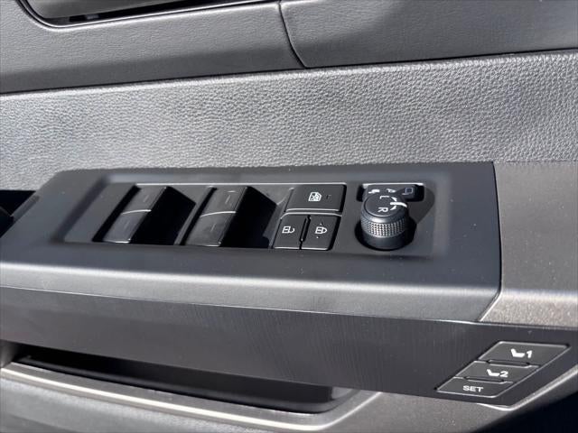 Toyota Tundra Platinum Hybrid 2026