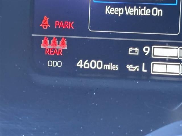 Toyota Tundra Platinum Hybrid 2026