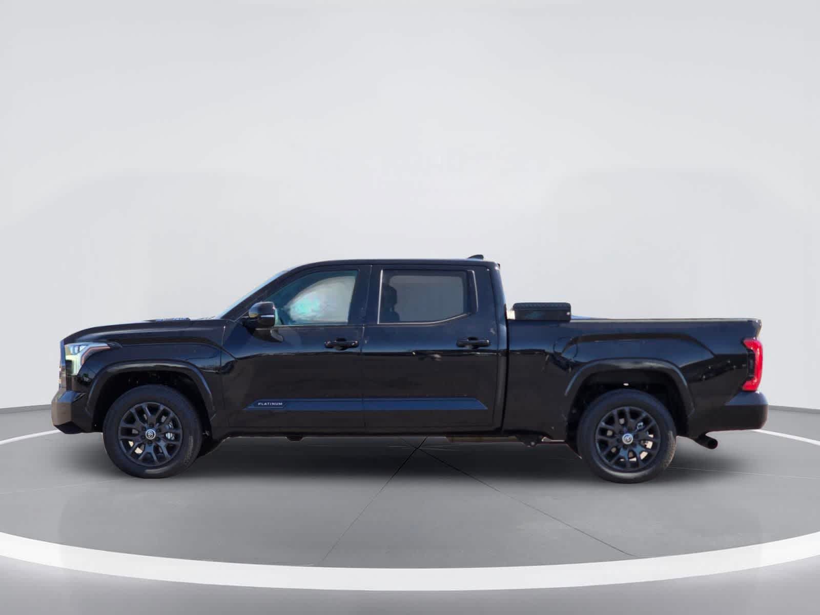 Toyota Tundra Platinum Hybrid 2024