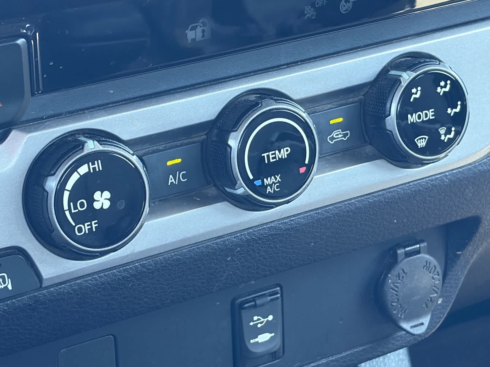 Toyota Tacoma SR 2018