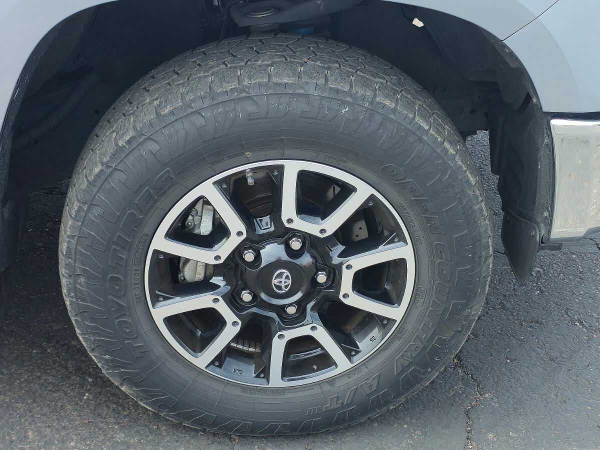 Toyota Tundra SR5 2019