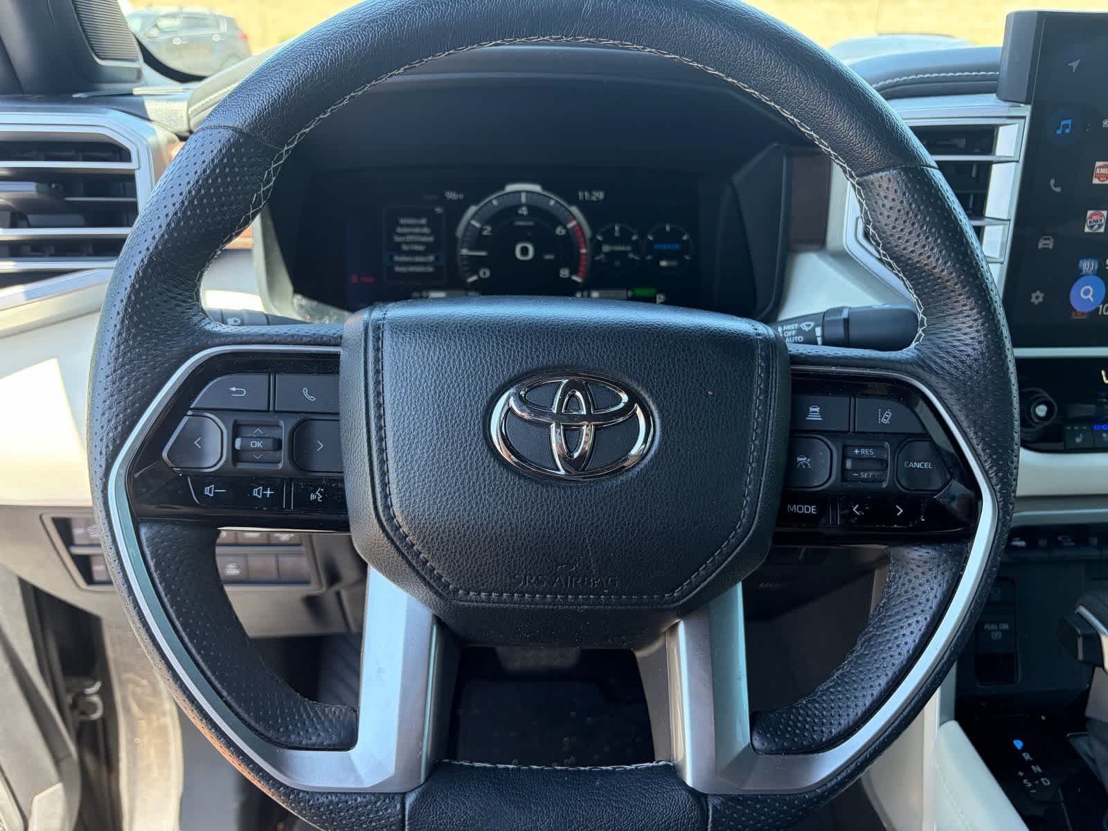 Toyota Tundra Capstone Hybrid 2023