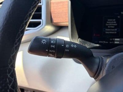 Toyota Tundra Capstone Hybrid 2023