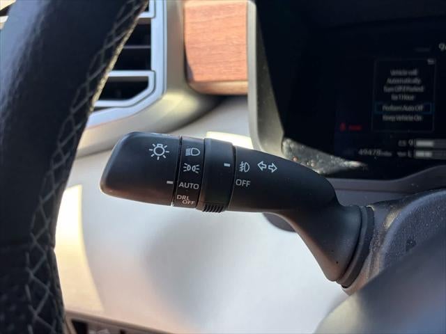 Toyota Tundra Capstone Hybrid 2023