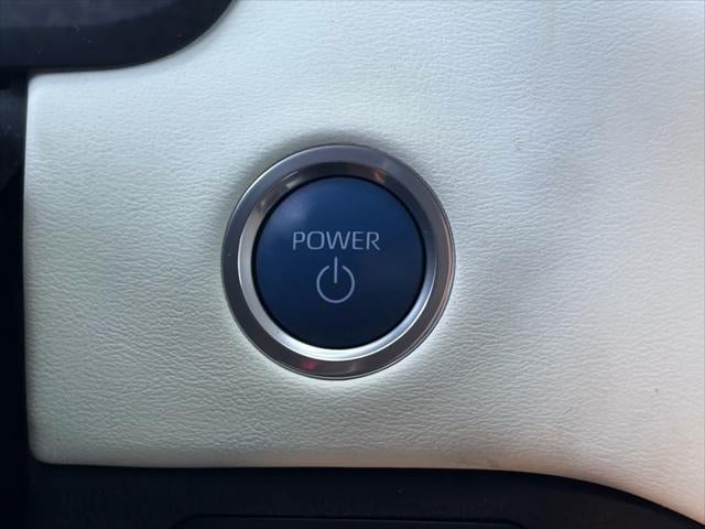 Toyota Tundra Capstone Hybrid 2023