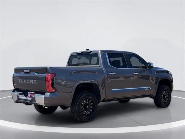Toyota Tundra Capstone Hybrid 2023