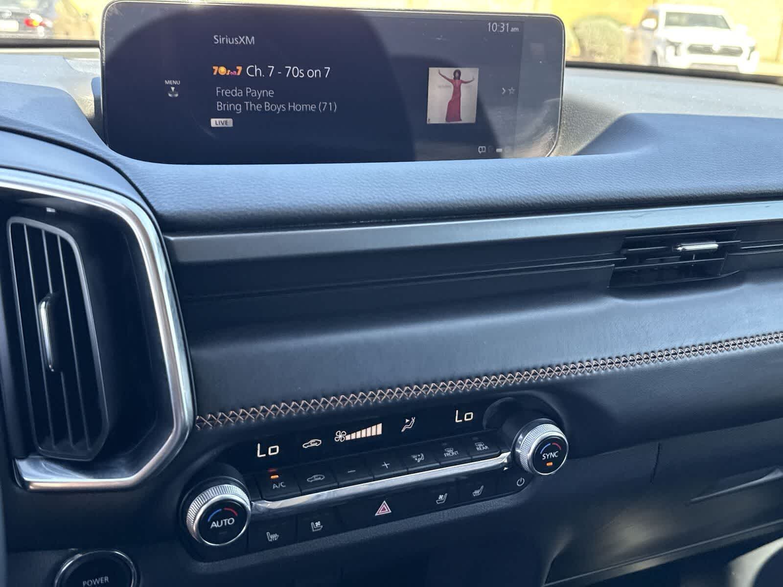 Mazda CX-50 Hybrid 2025 con paquete Premium Plus