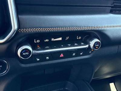 Mazda CX-50 Hybrid 2025 con paquete Premium Plus