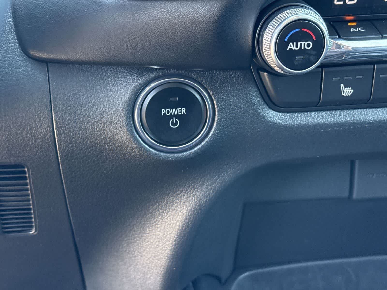 Mazda CX-50 Hybrid 2025 con paquete Premium Plus