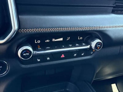 Mazda CX-50 Hybrid 2025 con paquete Premium Plus