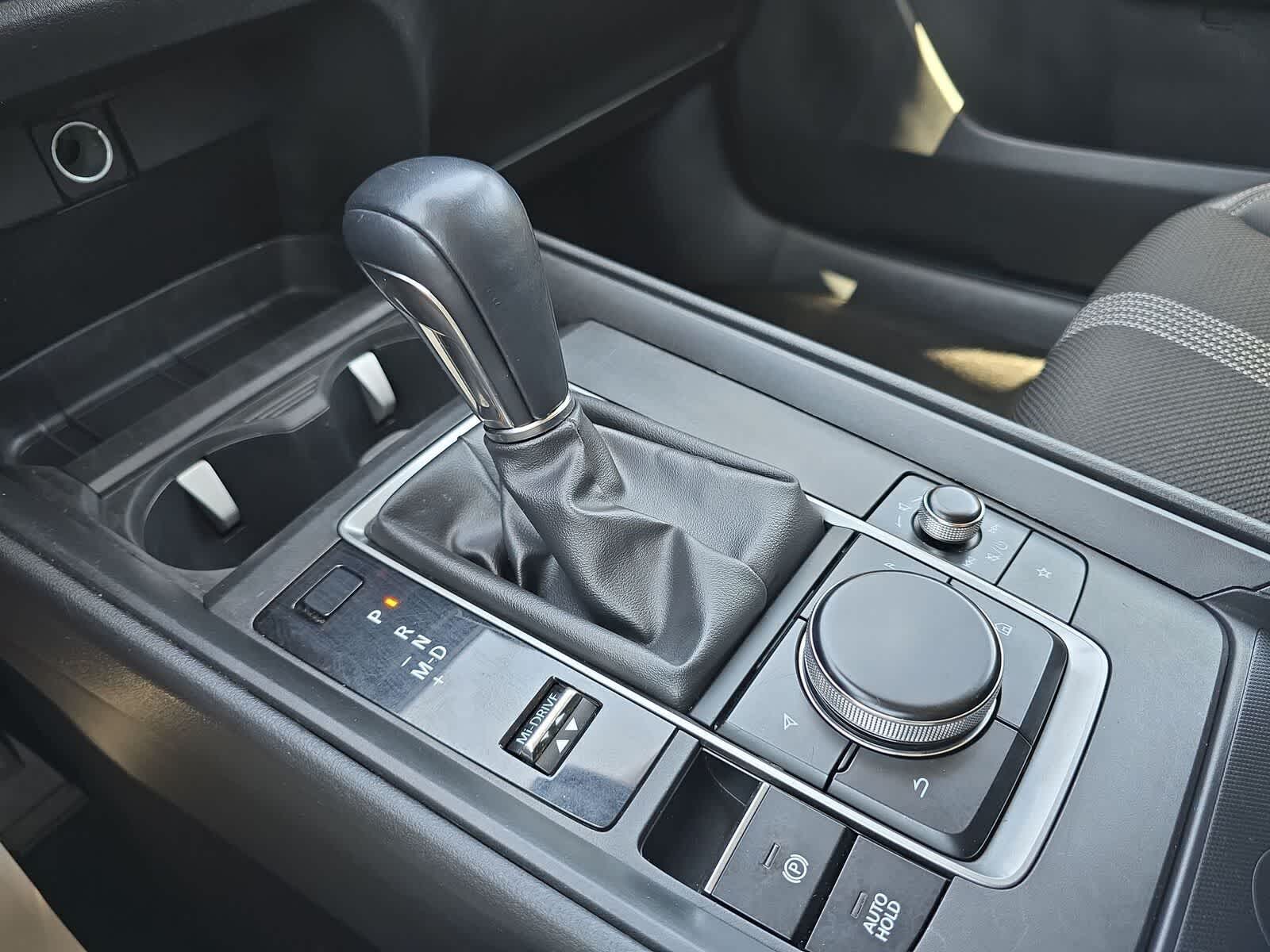 Mazda CX-50 2.5 S con paquete Preferred (2025)