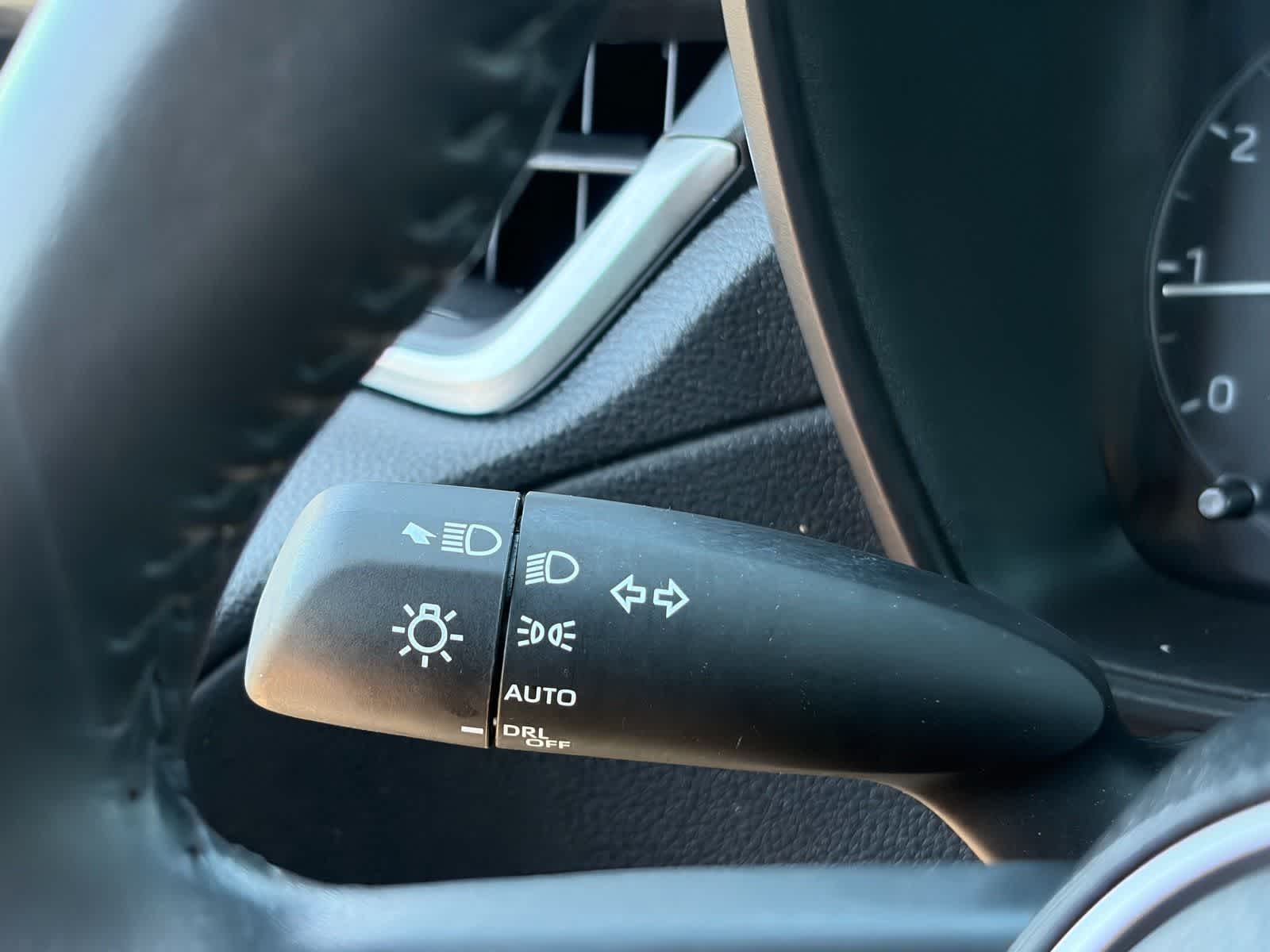 Toyota Corolla Cross LE 2025