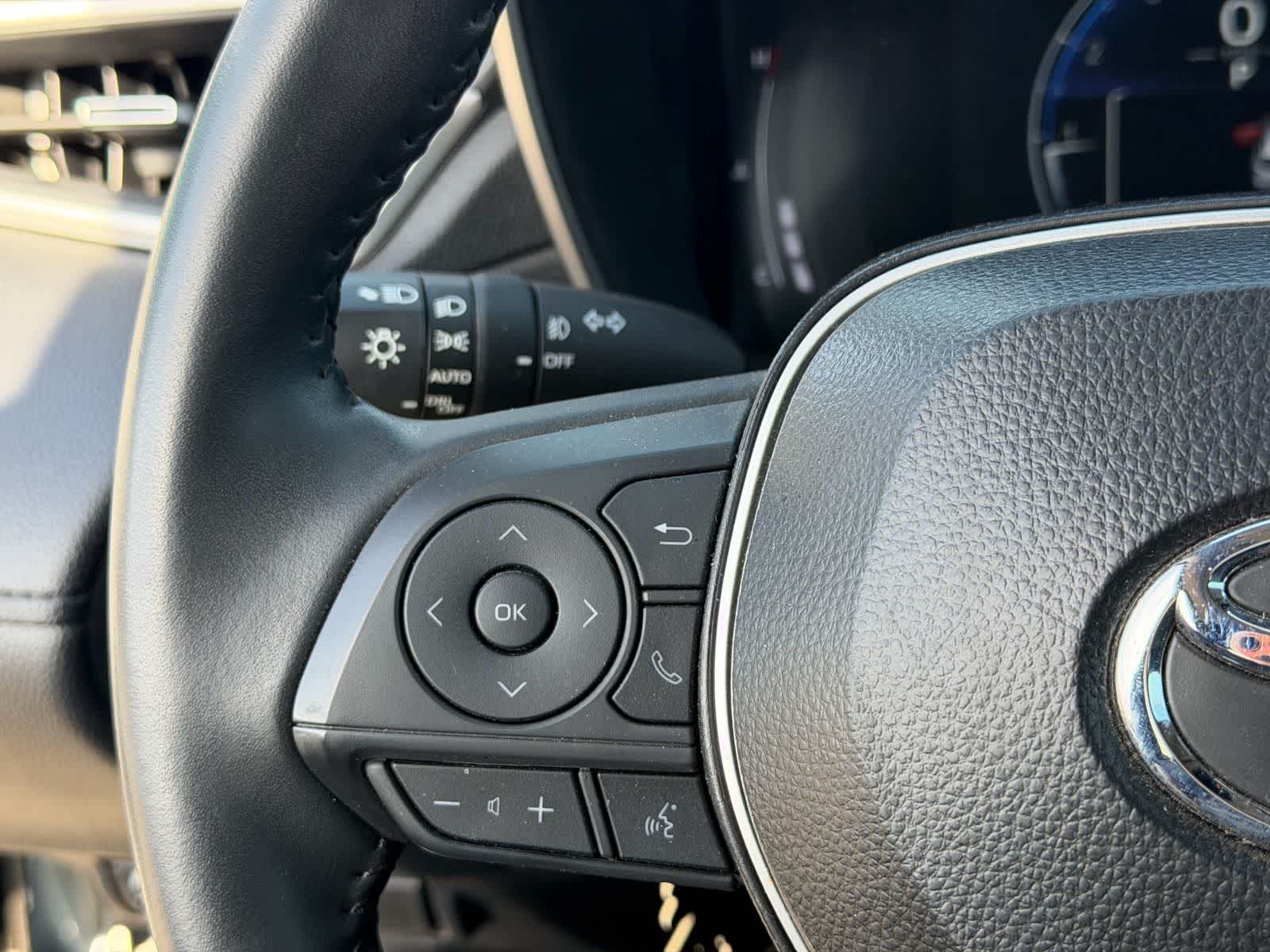 Toyota Corolla Cross XLE 2025