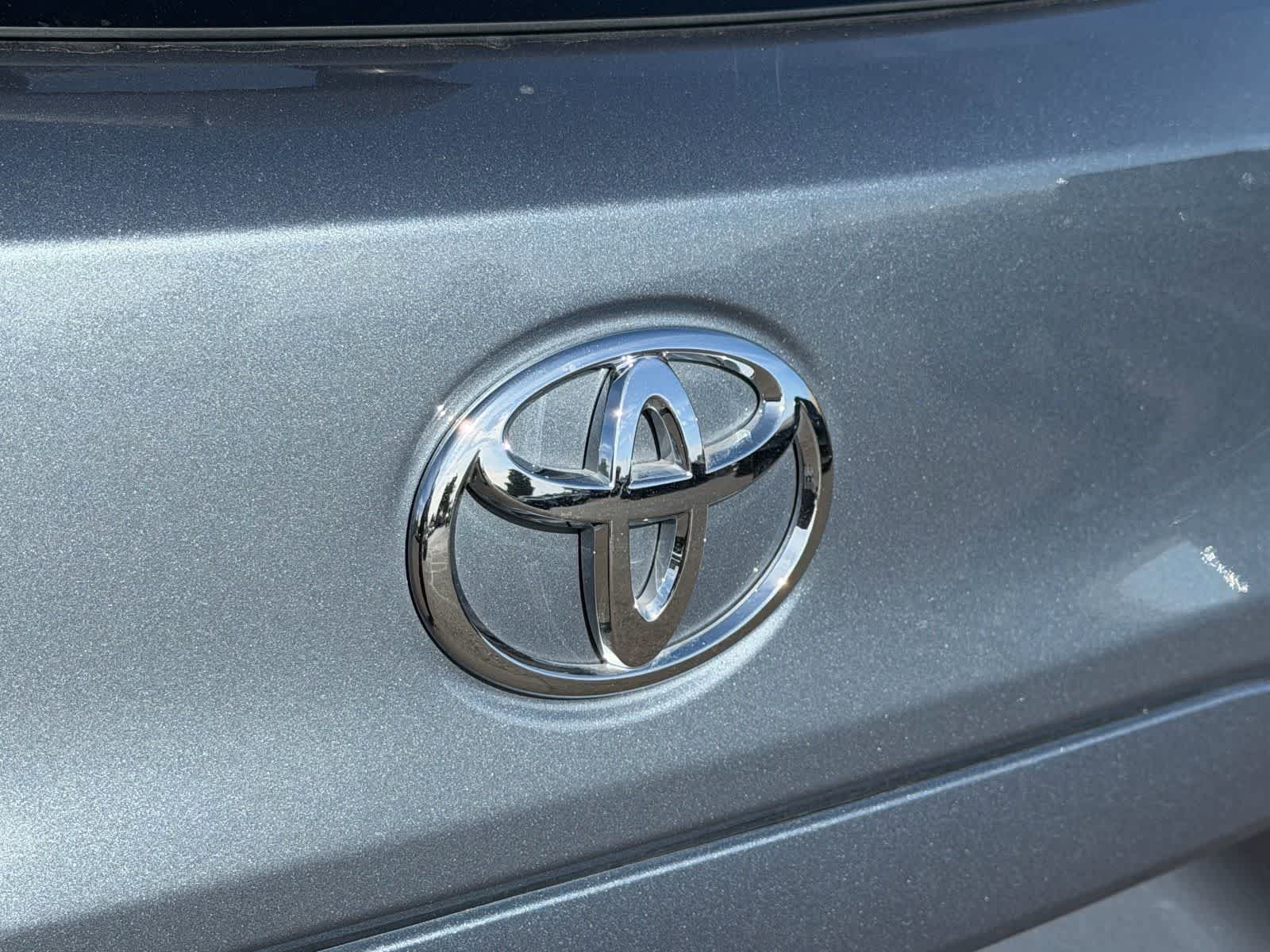 Toyota Corolla Cross XLE 2025