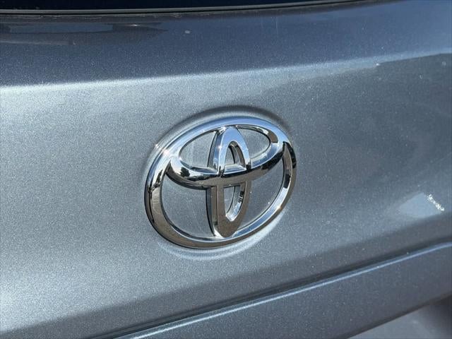 Toyota Corolla Cross XLE 2025