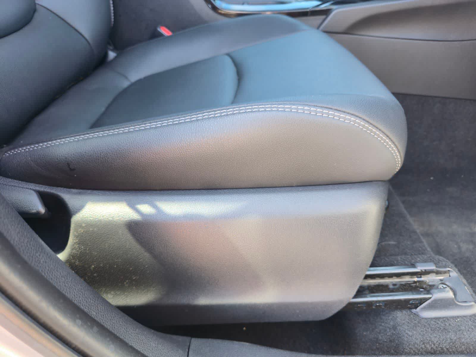 Toyota Corolla Cross XLE 2024