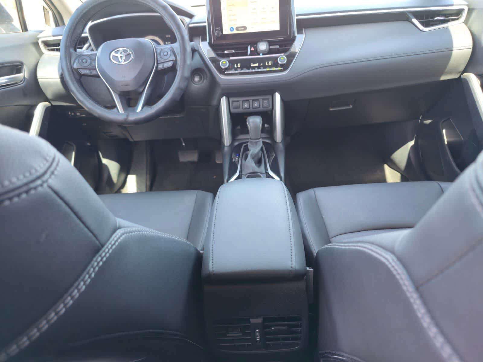 Toyota Corolla Cross XLE 2024