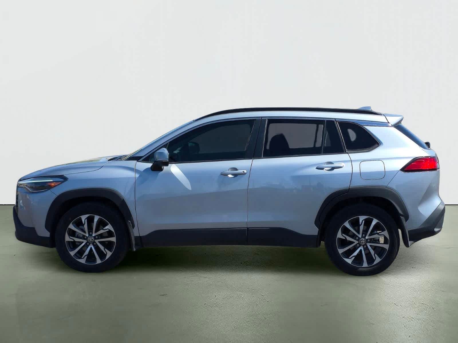 Toyota Corolla Cross XLE 2024