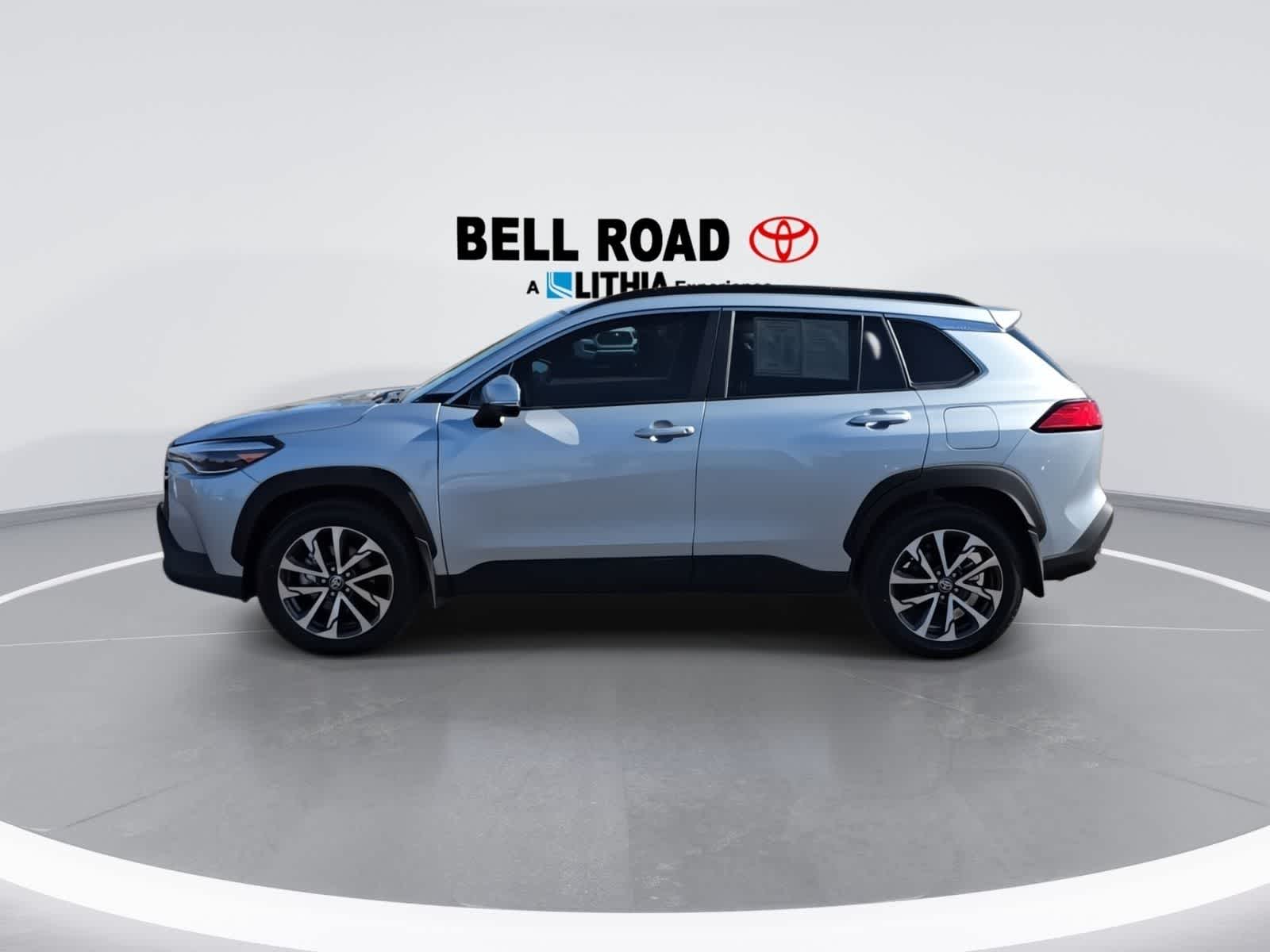 Toyota Corolla Cross XLE 2024