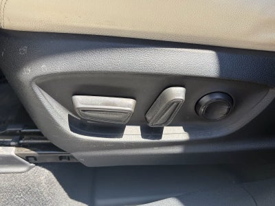 Toyota Corolla Cross XLE 2024