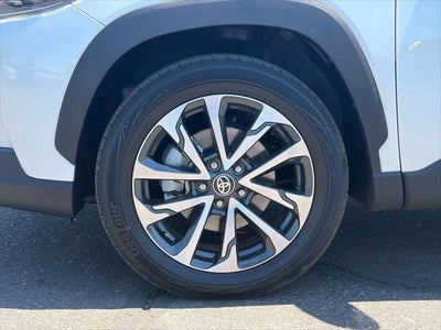 Toyota Corolla Cross XLE 2024