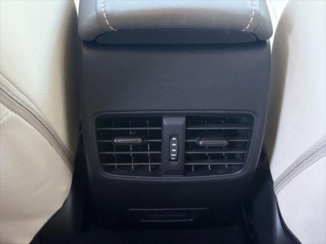 Toyota Corolla Cross XLE 2024