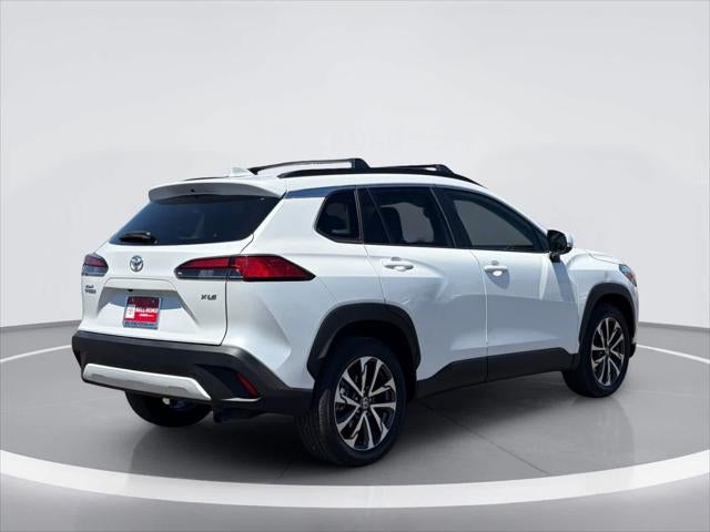 Toyota Corolla Cross XLE 2024