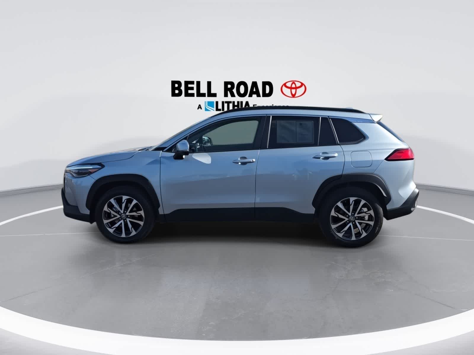 Toyota Corolla Cross XLE 2024