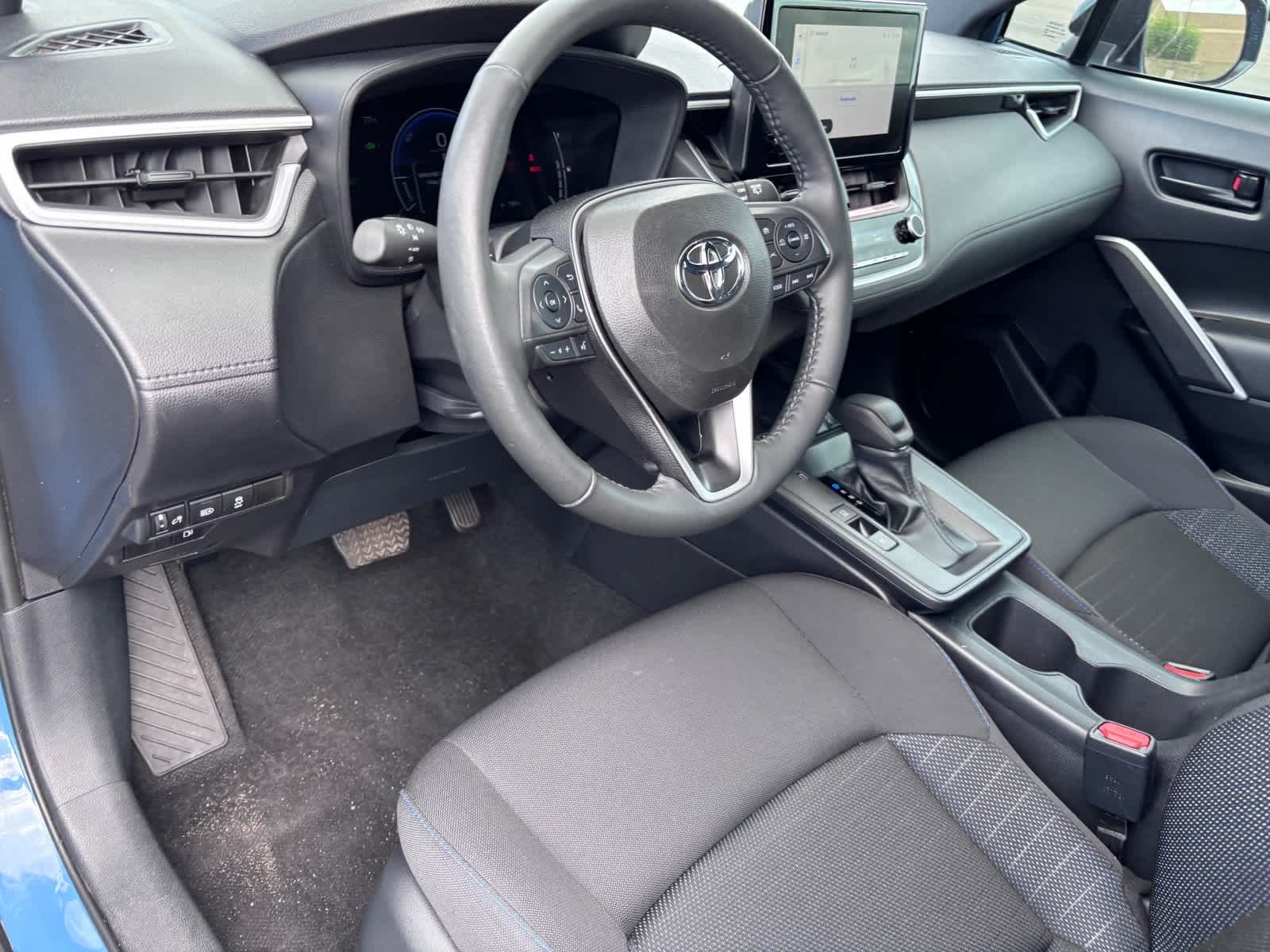 Toyota Corolla Cross Hybrid SE 2026