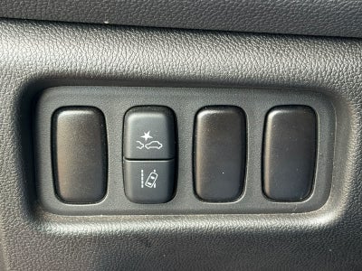 Mitsubishi Outlander Sport ES 2025