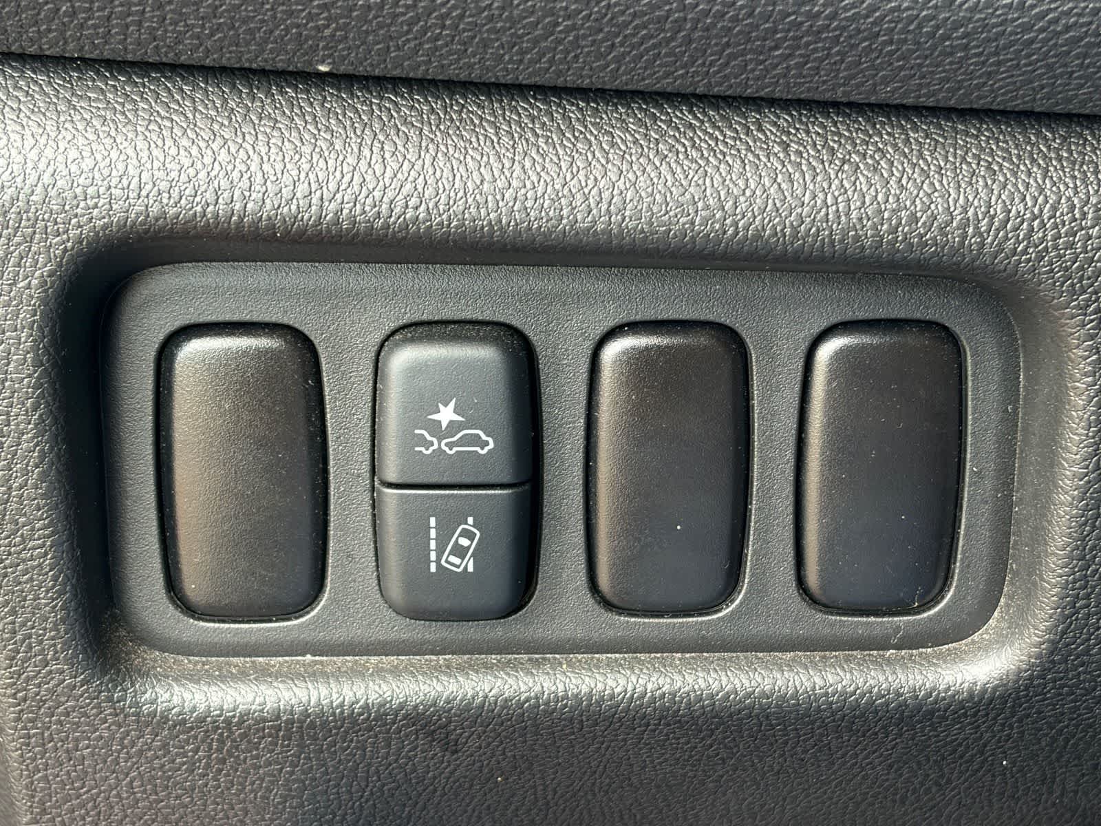 Mitsubishi Outlander Sport ES 2025