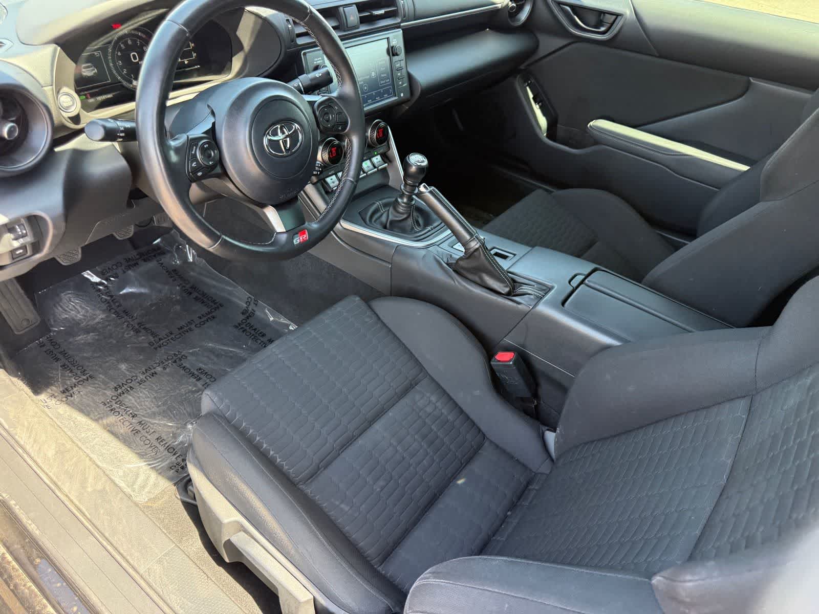 Toyota GR86 2023 con cambio manual (nacional)