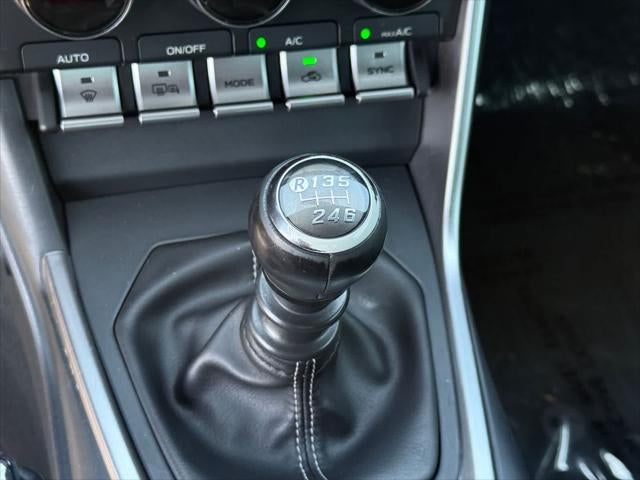 Toyota GR86 2023 con cambio manual (nacional)