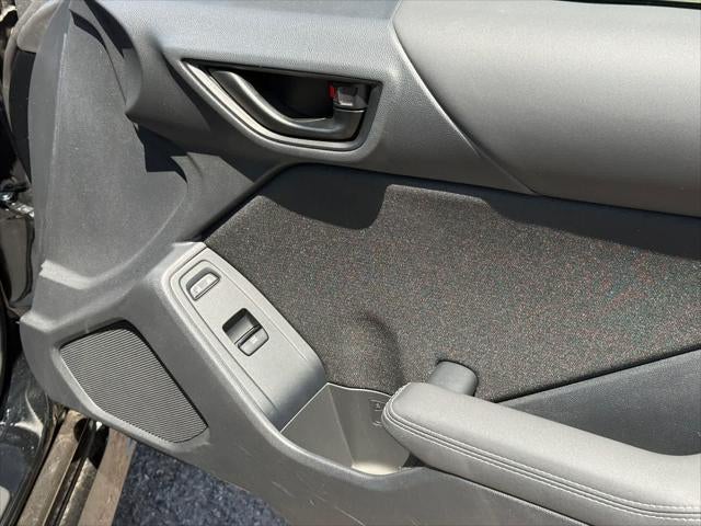 Toyota GR86 2023 con cambio manual (nacional)