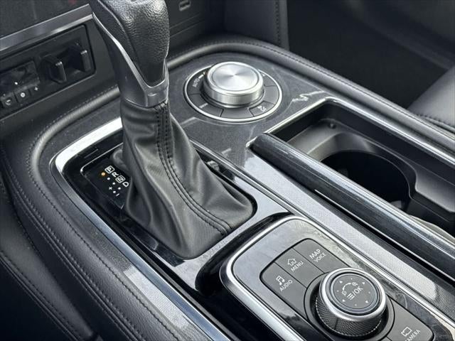 Nissan Armada SV 2024