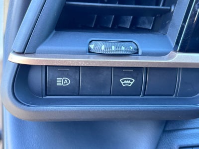 Toyota Crown XLE 2026