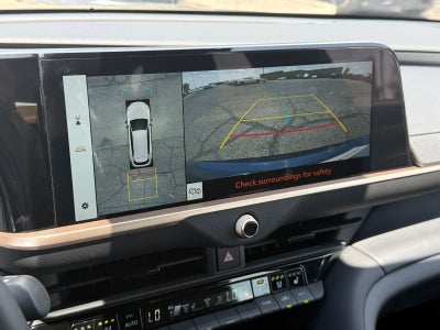 Toyota Crown Signia Limited 2025