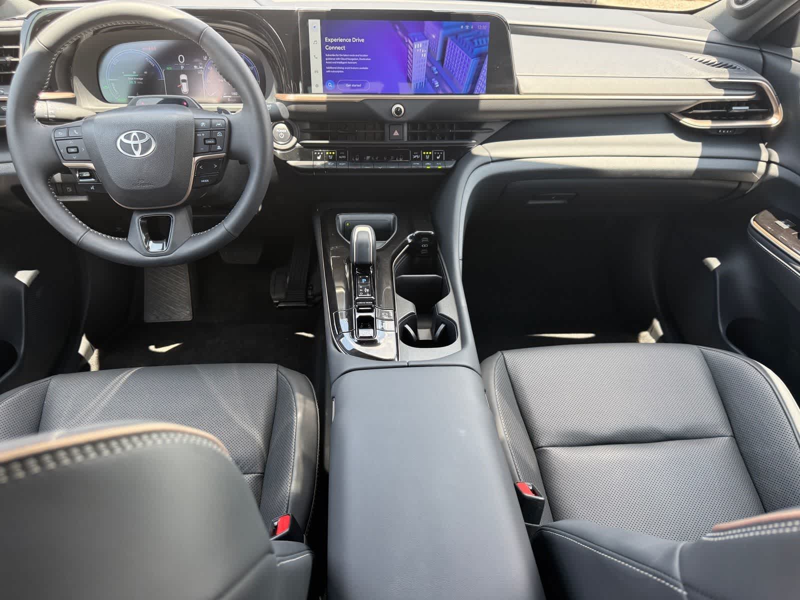 Toyota Crown Signia Limited 2025