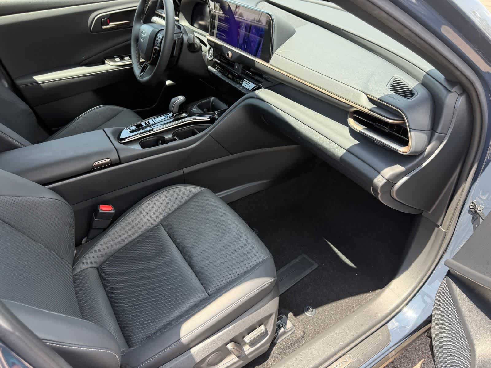 Toyota Crown Signia Limited 2025