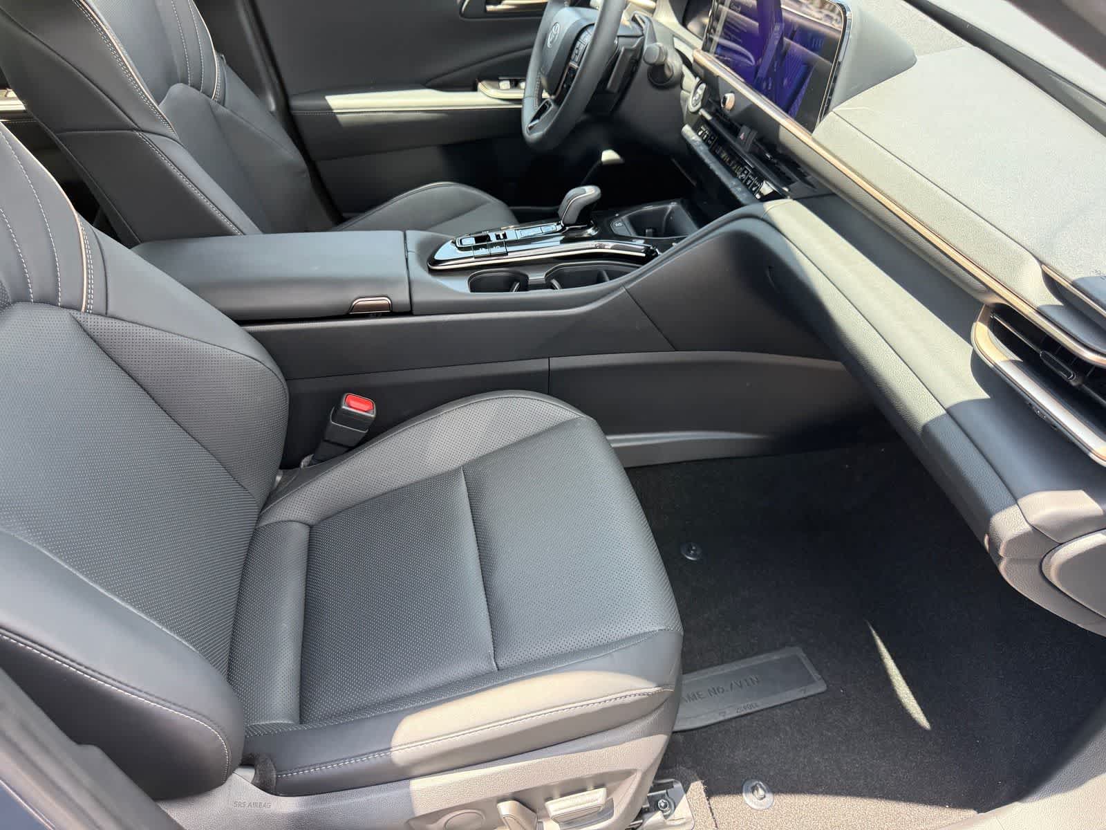 Toyota Crown Signia Limited 2025