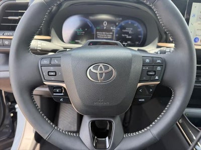 Toyota Crown Signia Limited 2025